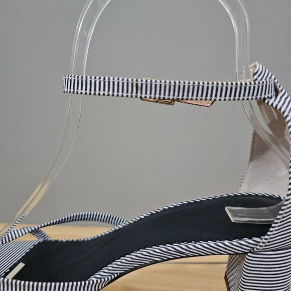 J Crew Sandal Cross Strap Block Heel Blue White Stripe Shoe Womens Size 7 - Picture 3 of 13